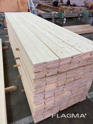 Lumber, pallet material, pallets