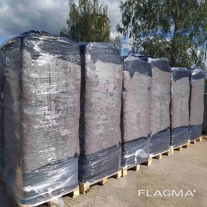 Торф верховой оптом кислый в биг болях по 4 м3